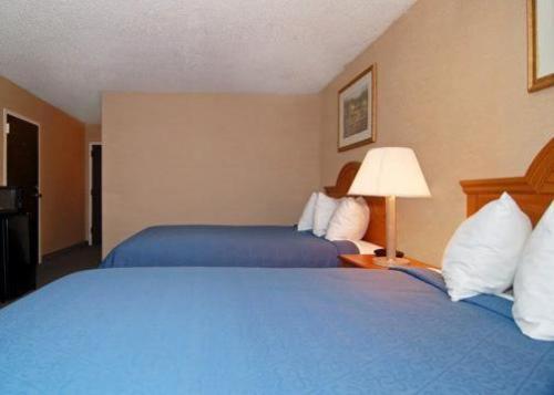 Express Inn & Suites Greenville Pokoj fotografie
